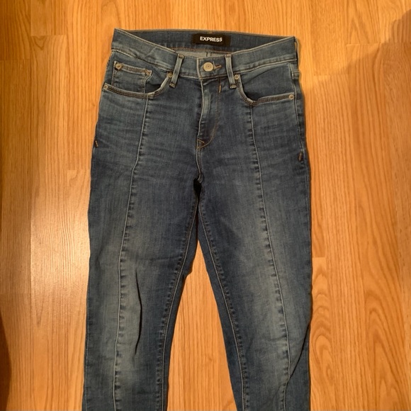 Express Jeans - Picture 3 of 7